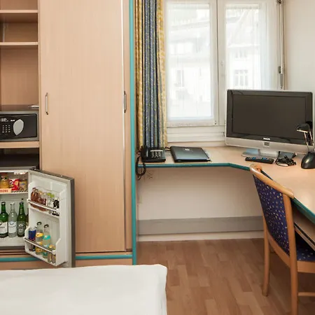 Royal Hotel 3*